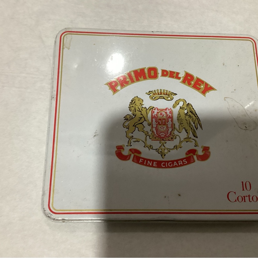 Vtg. Primo Del Rey 10 Cortes tin, empty. Made in D.Republic.